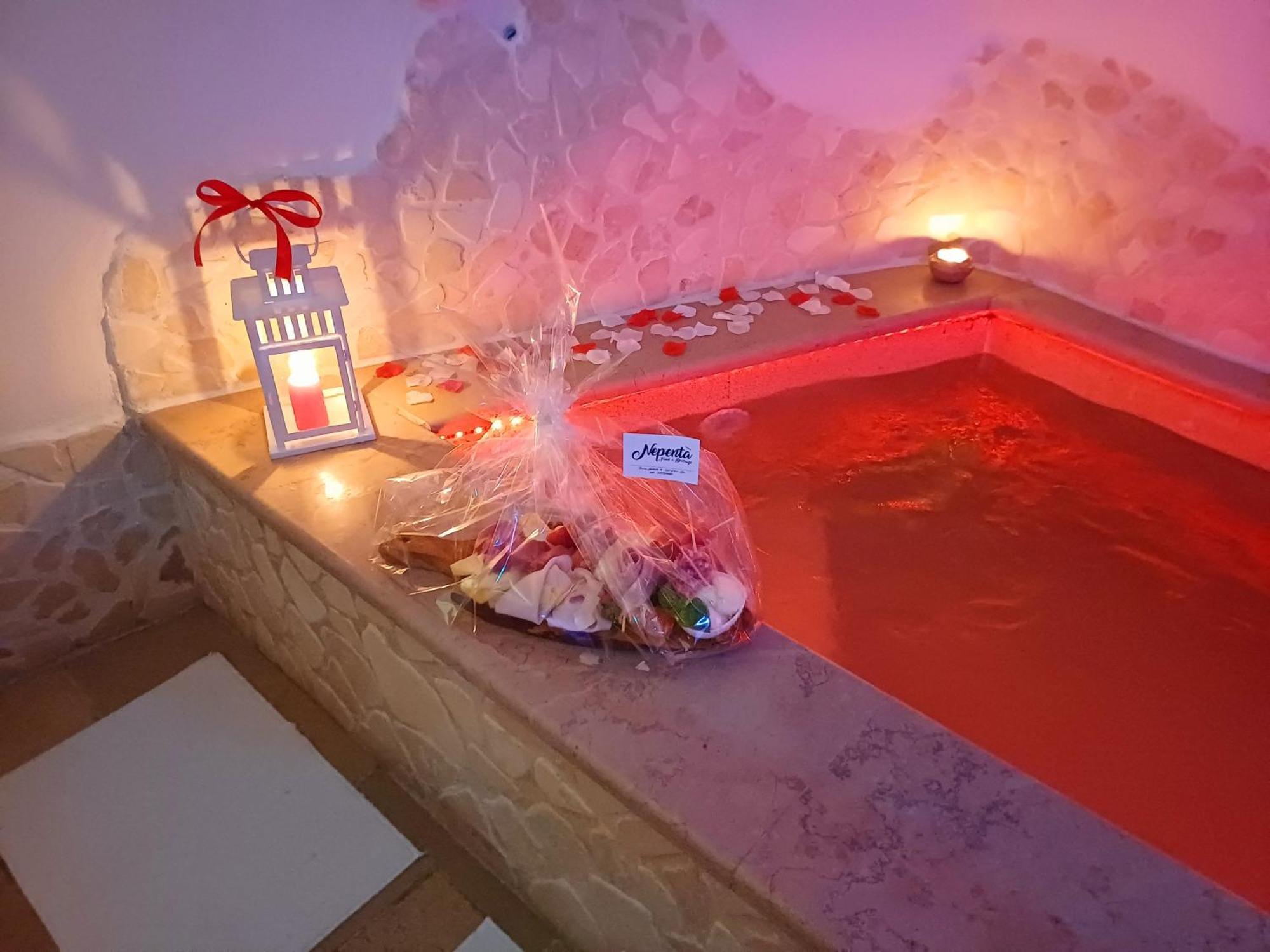 Suite 800 Остуни Екстериор снимка