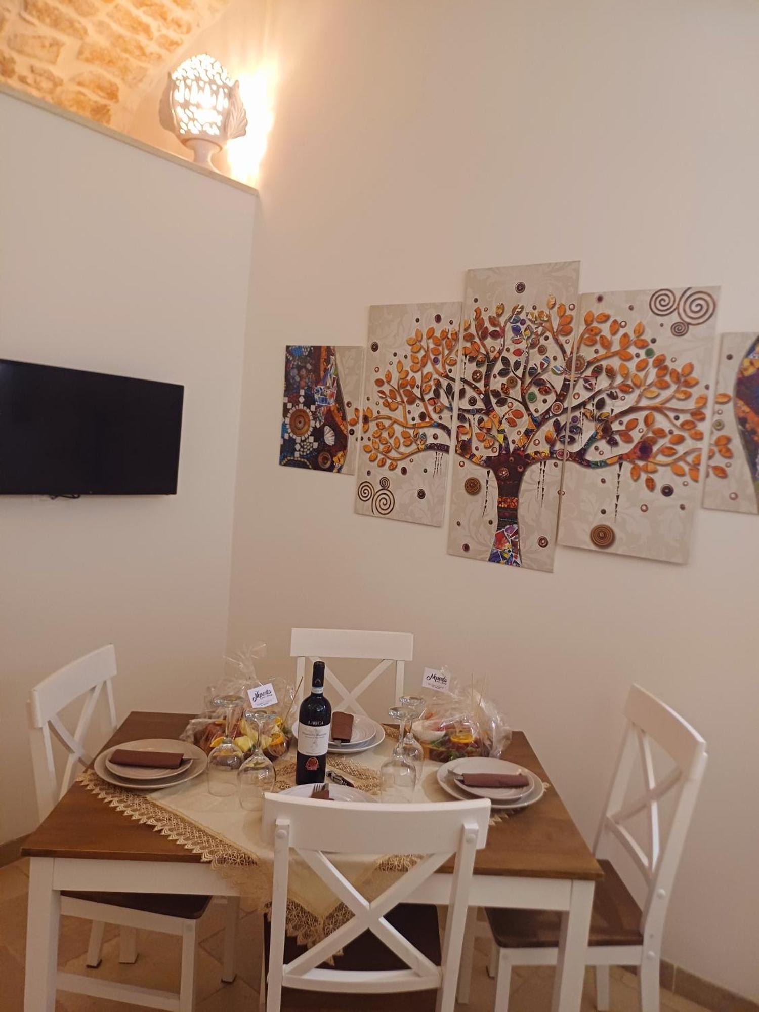 Suite 800 Остуни Екстериор снимка